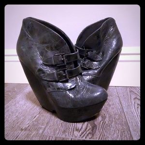 MIA Limited Edition Booties NWOT